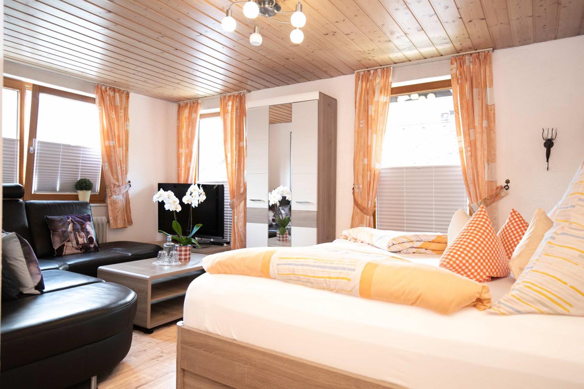 Hotel Restaurant Amadeus - Inclusive Skipass Und Vieles Mehr Bad Hindelang Exterior foto