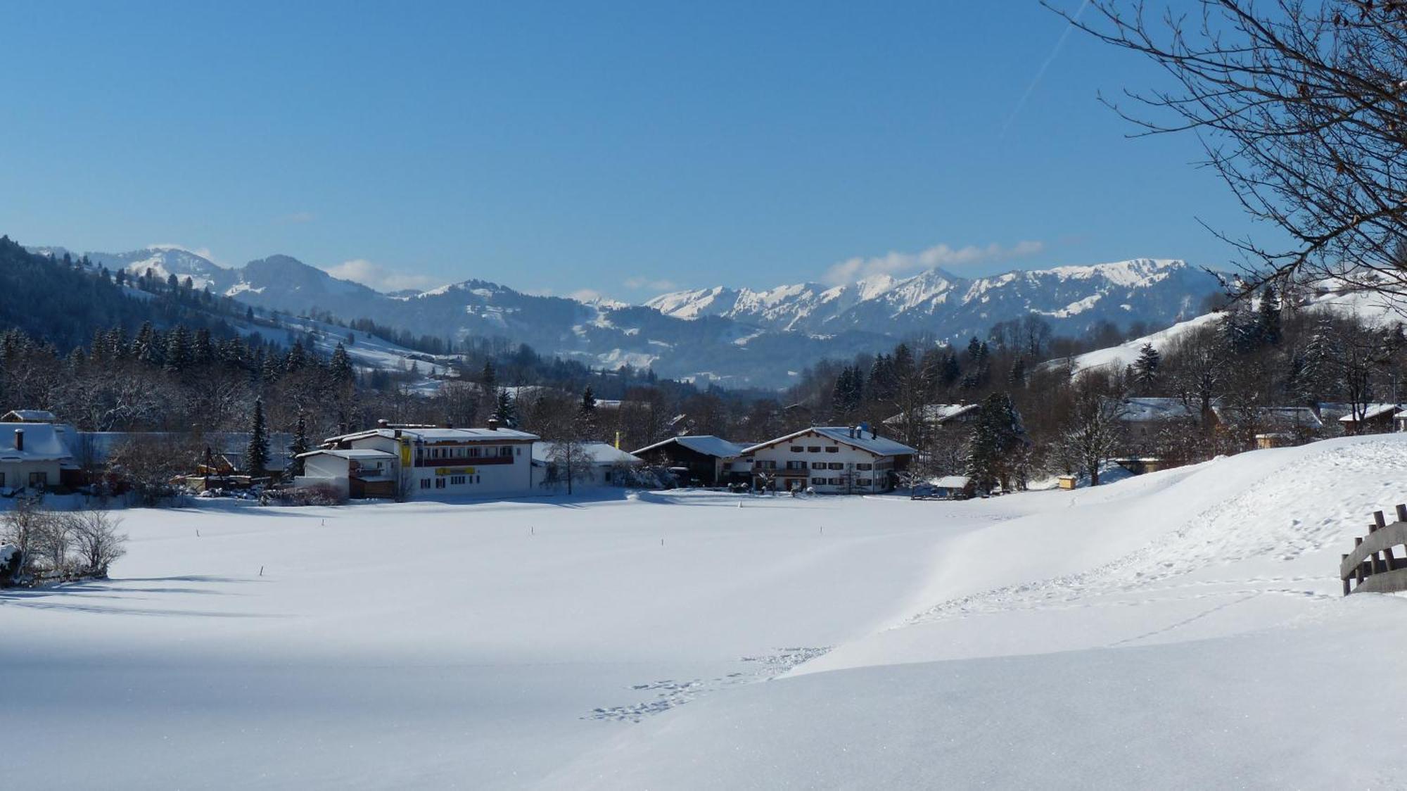 Hotel Restaurant Amadeus - Inclusive Skipass Und Vieles Mehr Bad Hindelang Exterior foto